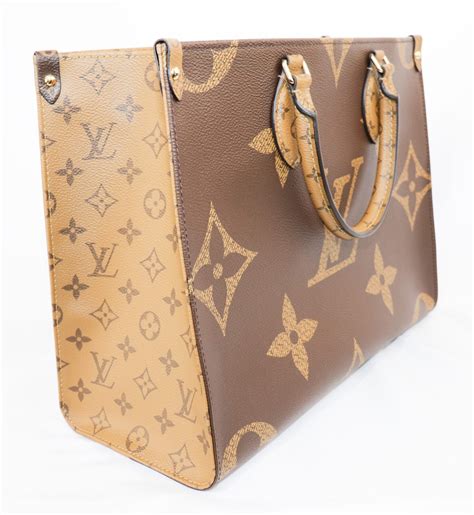 louis vuitton onthego mm reviews.